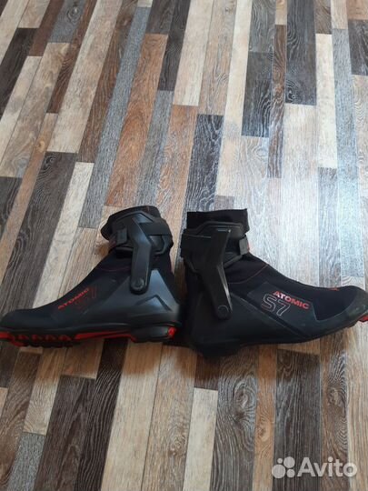 Лыжные ботинки atomic redster