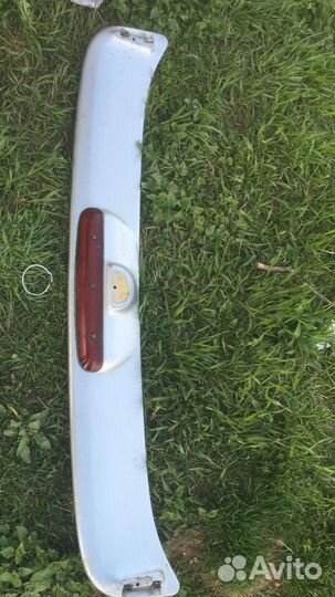 Спойлер на задний багажник для Вольво-850