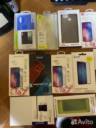 Чехлы защитные стёкла на телефоны