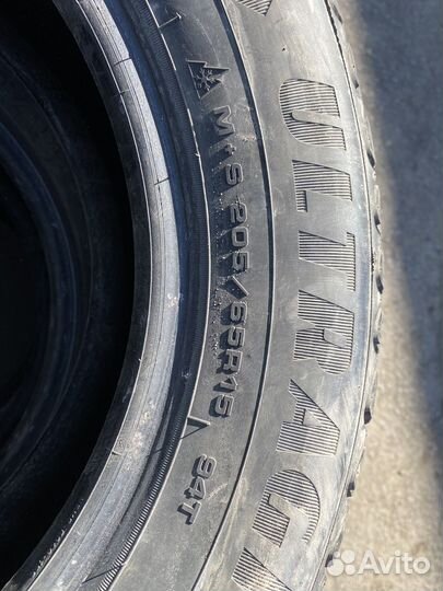 Goodyear UltraGrip 500 205/65 R15