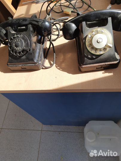 Телефонный аппарат 2 шт. времен СССР