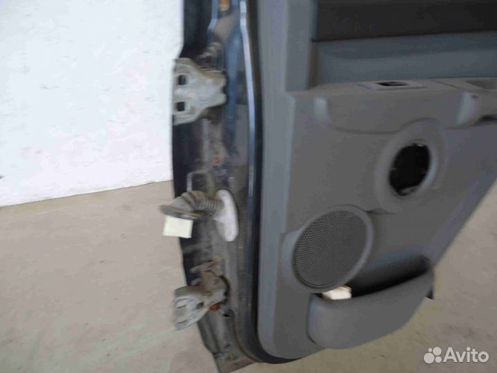 Дверь боковая Jeep Commander (2006-2010)