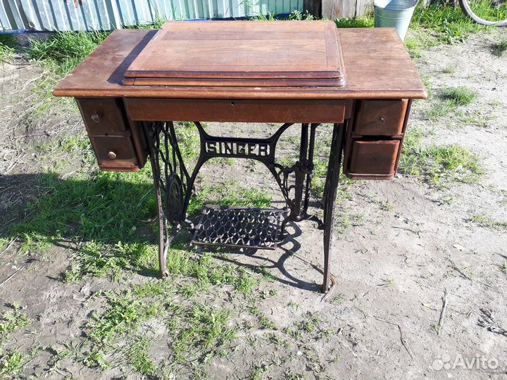 Швейная машинка зингер ножная