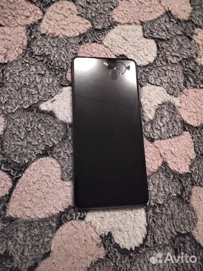 Телефон Samsung galaxy a51