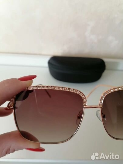 Солнцезащитные очки женские новые