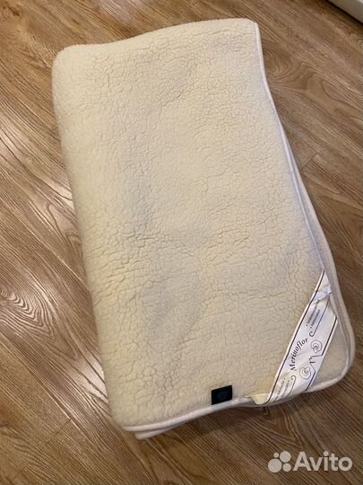 Одеяло шерстяное