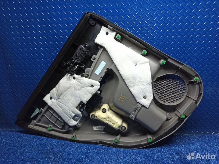 Дверная карта обшивка задняя правая Honda Cr-V 4