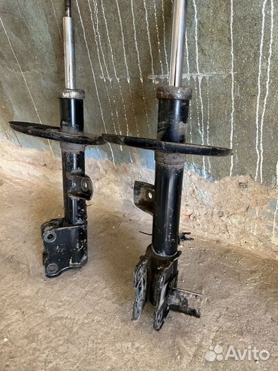 Амортизаторы передние Nissan Murano z51