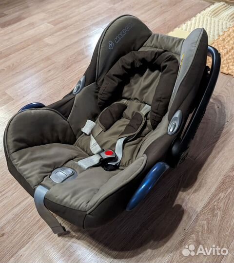 Автокресло maxi cosi CabrioFix 0+ 0-13 кг