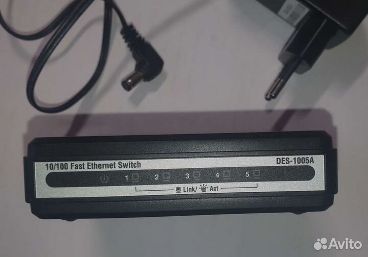 Свитч хаб коммутатор Роутер dir 300
