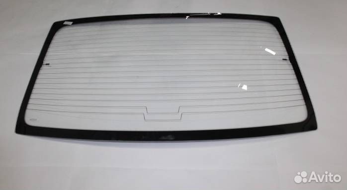 Стекло заднее на Peugeot 407