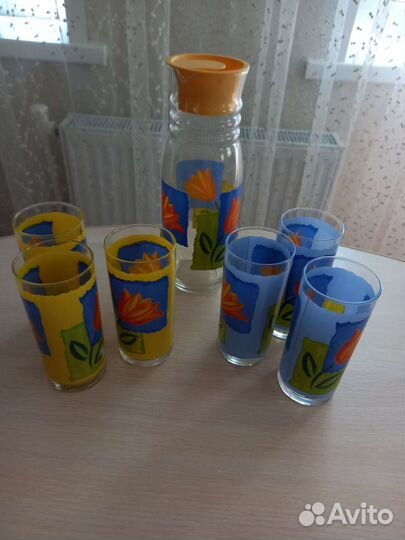 Графин и стаканы