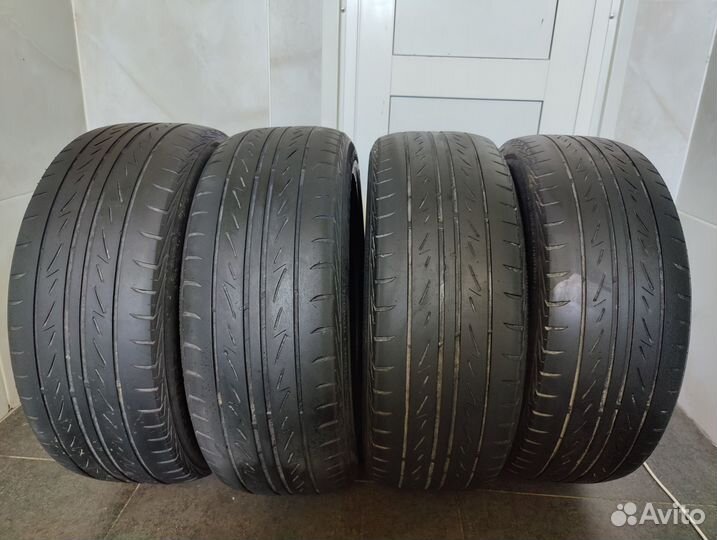 Bridgestone MY-02 Sporty Style 215/55 R17 94V