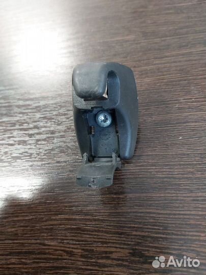 Крючок солнцезащитного козырька Bmw X5 4.8I E70