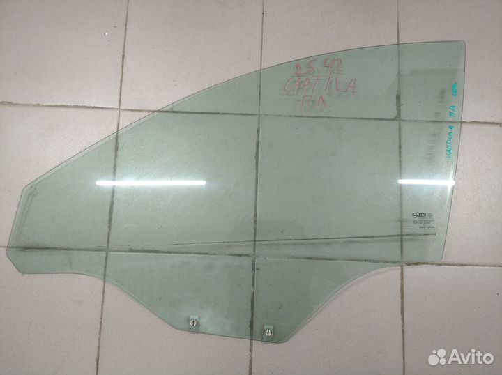 Стекло двери передней левой Chevrolet Captiva c100