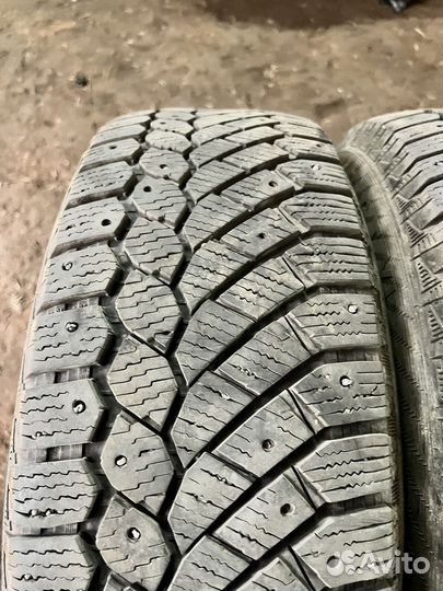 Gislaved Nord Frost 200 215/65 R16