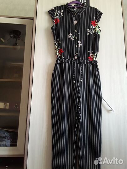 Комбинезон женский