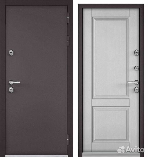 Дверь входная для частного дома