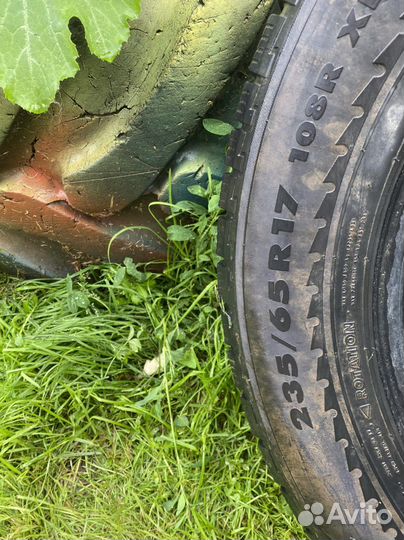 Nokian Tyres Hakkapeliitta R 235/65 R17