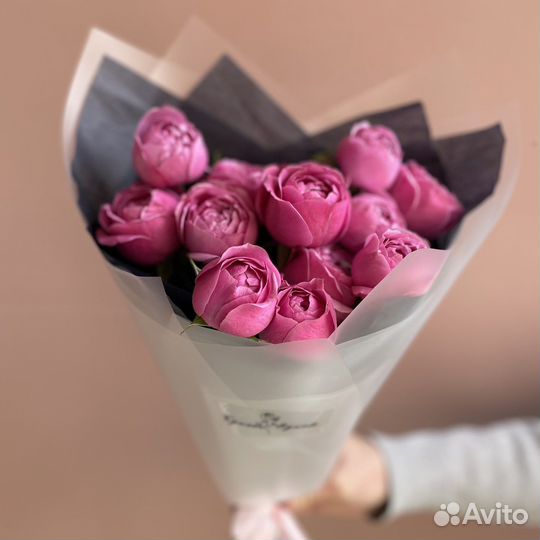 Букет цветов «Фиолет» (Роза кустовая пионовидная)