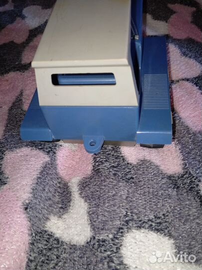 Игрушечная машина из СССР