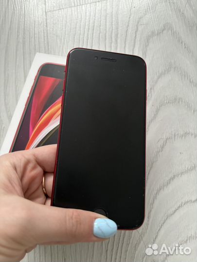 iPhone SE (2020), 64 ГБ