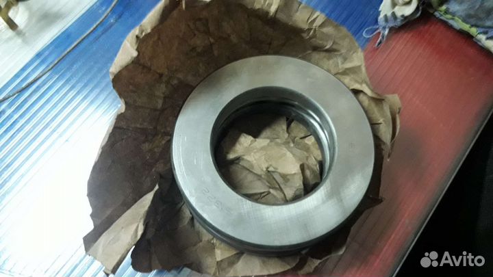 Продам подшипники