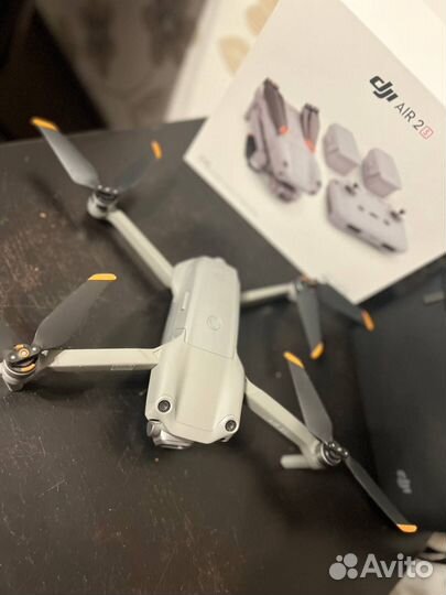 Квадрокоптер DJI Air 2S