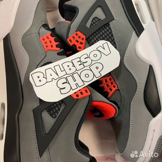 Nike Air Jordan 4 retro