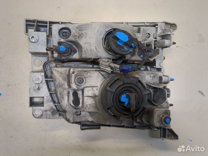 Фара (передняя) левая Nissan Elgrand