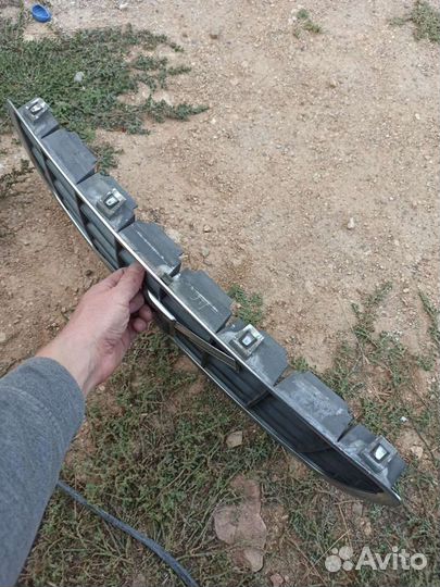 Решетка бампера volvo xc-70