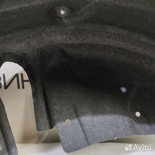 Подкрылок задний правый Toyota Auris E150