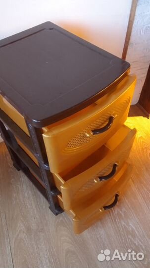 Комод из пластика