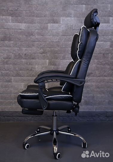 Офисное кресло (геймерское). Кресло для директора