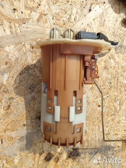 Топливный насос Nissan Sunny FB15