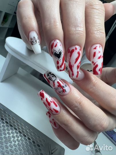 Маникюр Наращивание ногтей Педикюр