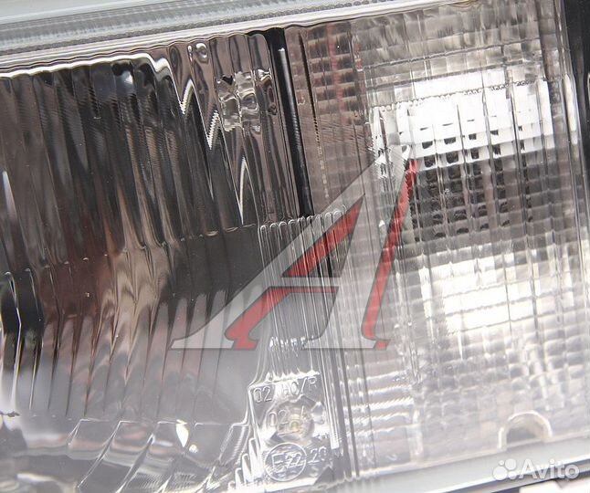 Фара блок ваз-2105, 2107 левая с белым у/п