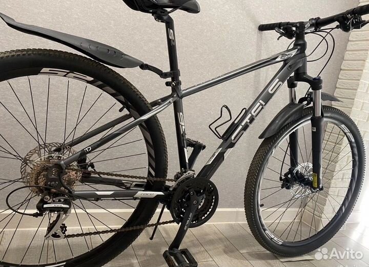 Велосипед горный Stels Navigator 950 MD 29 V010