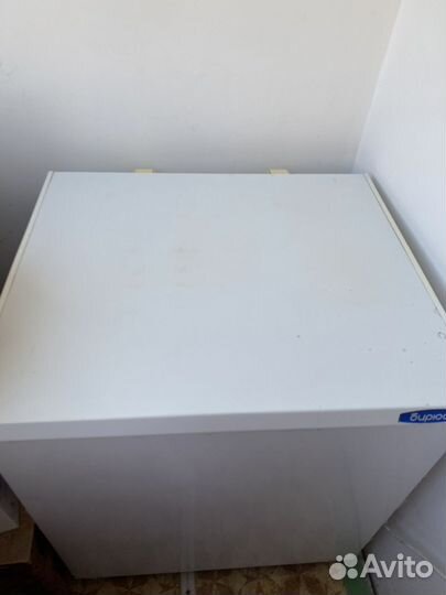 Холодильный шкаф бирюса ларь б/у