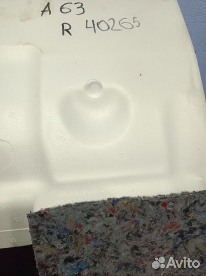 Шумоизоляция пола передняя правая Renault Arkana