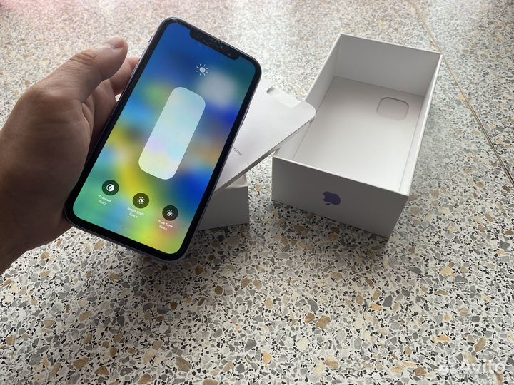 iPhone 11 фиолетовый