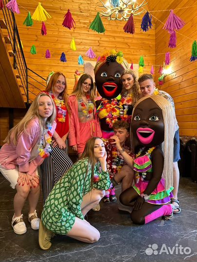 Шоу ростовых кукол, шуточный стриптиз