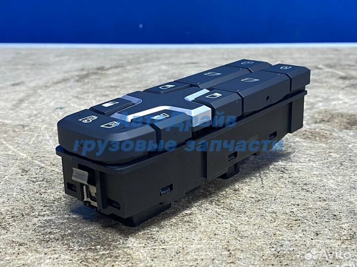 Блок управления водительской двери Вольво FM4