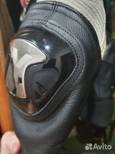 Мотокуртка, женская, кожа