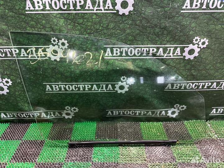 Стекло двойное переднее правое Lexus Lx 2009-2022