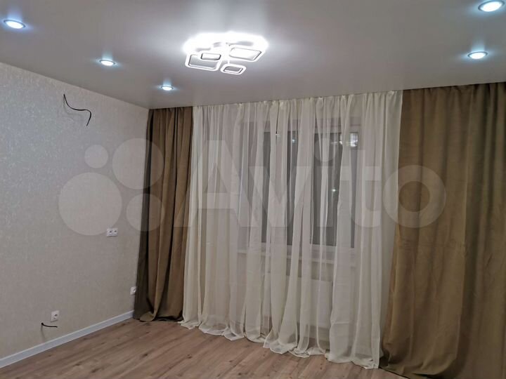 2-к. квартира, 62 м², 1/16 эт.