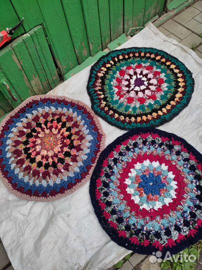 Коврик ручной работы