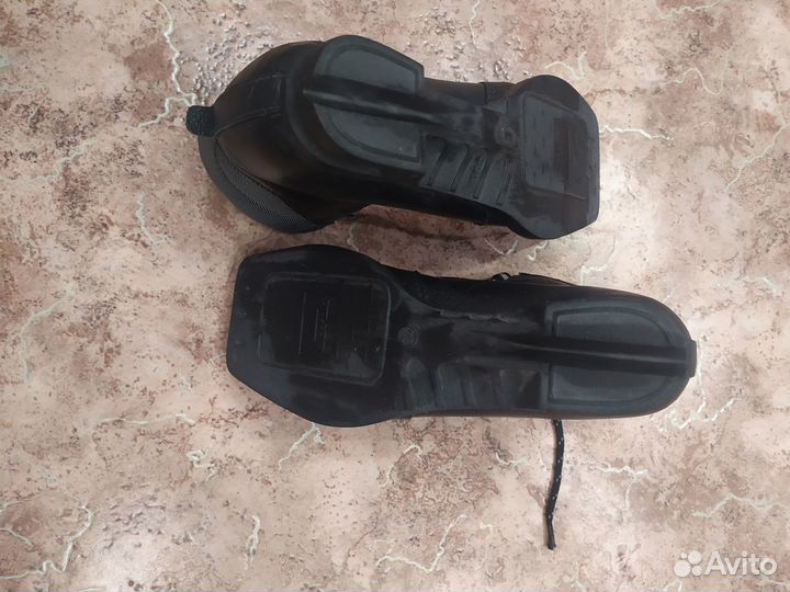 Лыжные ботинки Motor classic (размер 34 ) б/у