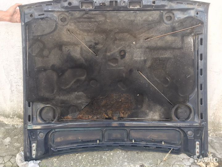 Капот Volkswagen passat b2