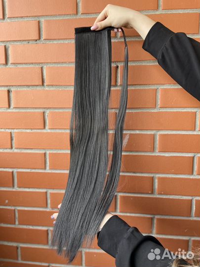 Хвосты на ленте разные цвета